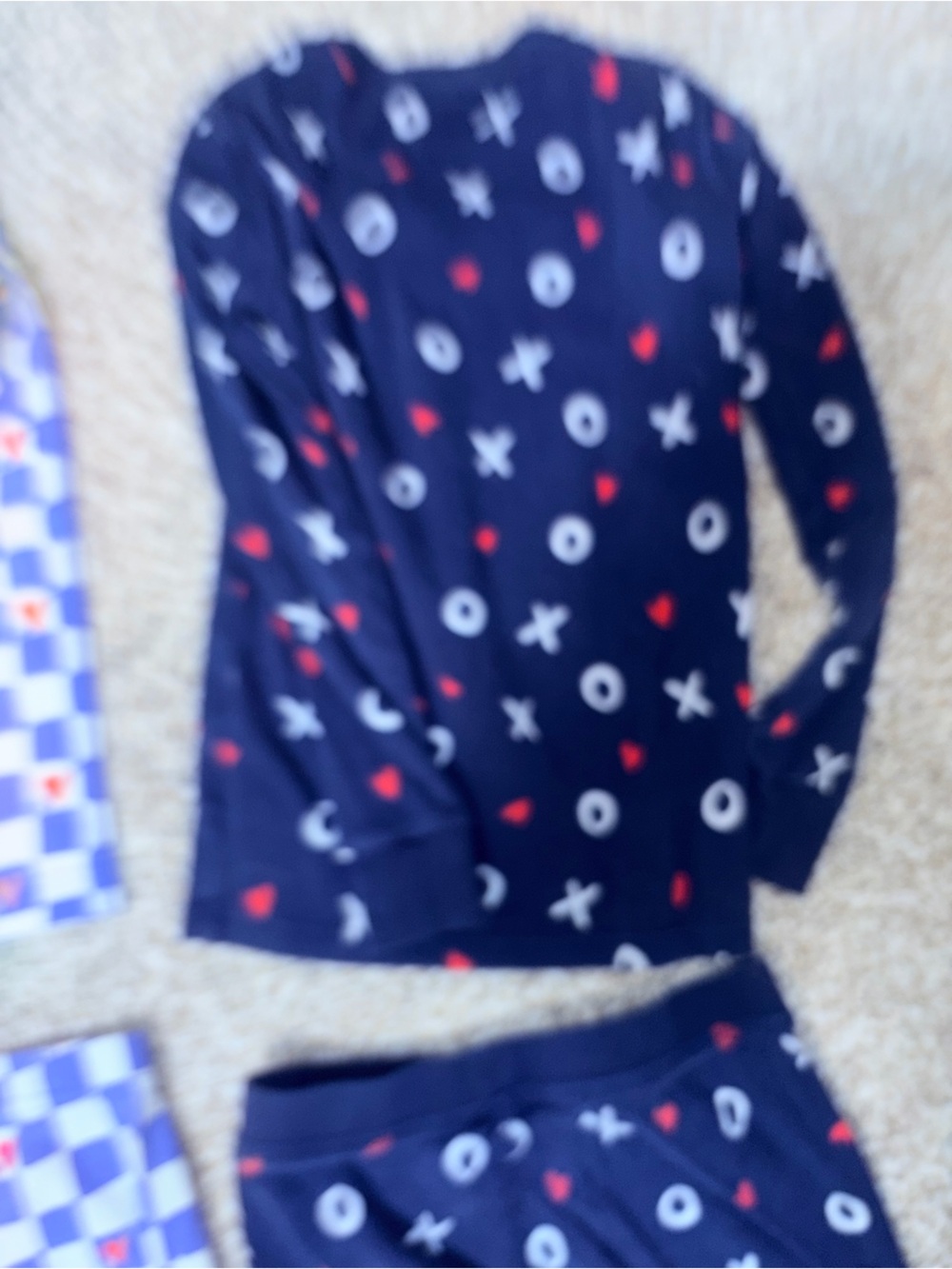 XO Pattern Pajama Set - Picture 11 of 15